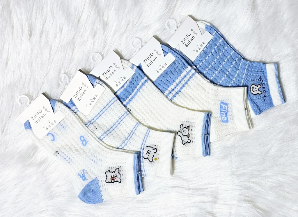 طقم جوارب للأولاد