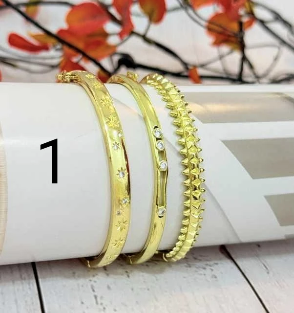 أطقم أساور ذهبيه بعدة أشكال