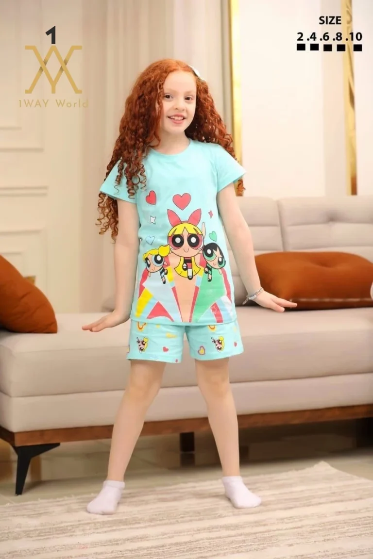 بجامة قطنية مريحة بتصميم مرح وعصري