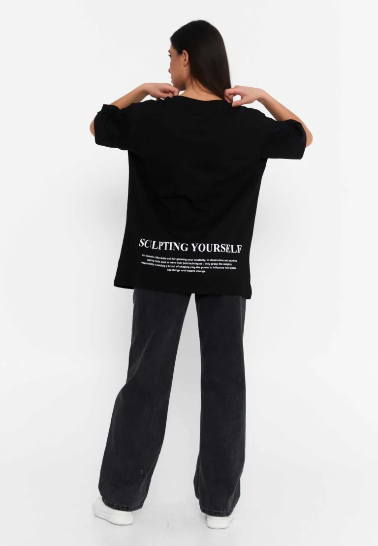 بلوزة تركية قطنية واسعة بطباعة خلفية