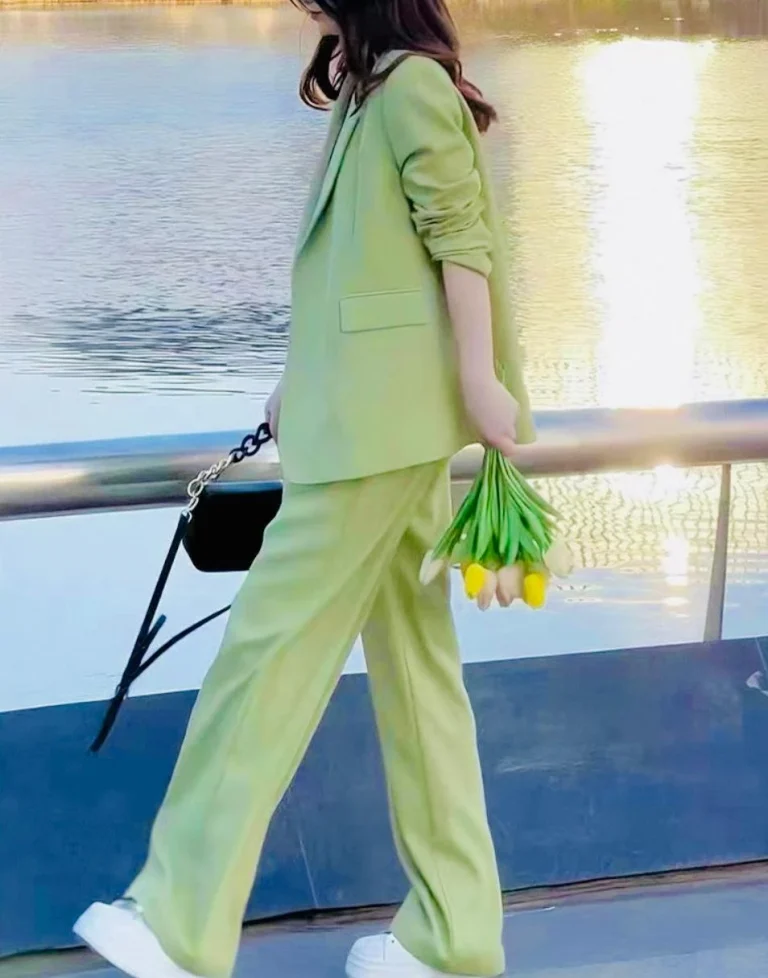 بدله رسميه نسائيه انيقه