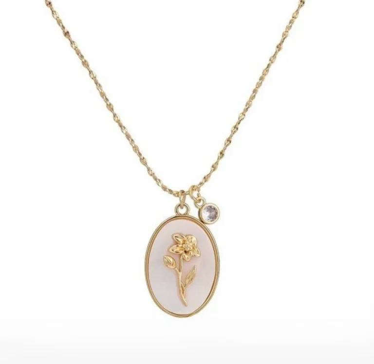 سلسال باللون الذهبي أنيق للنساء