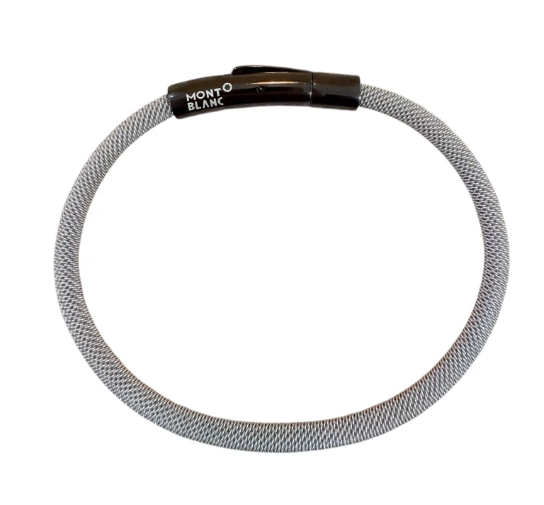 أسوارة رجالية بتصميم عصري