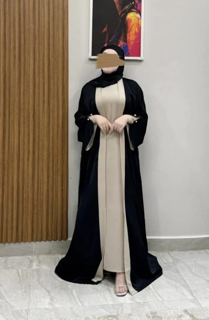 عباية فاخرة من قطعتين من الكريب السعودي