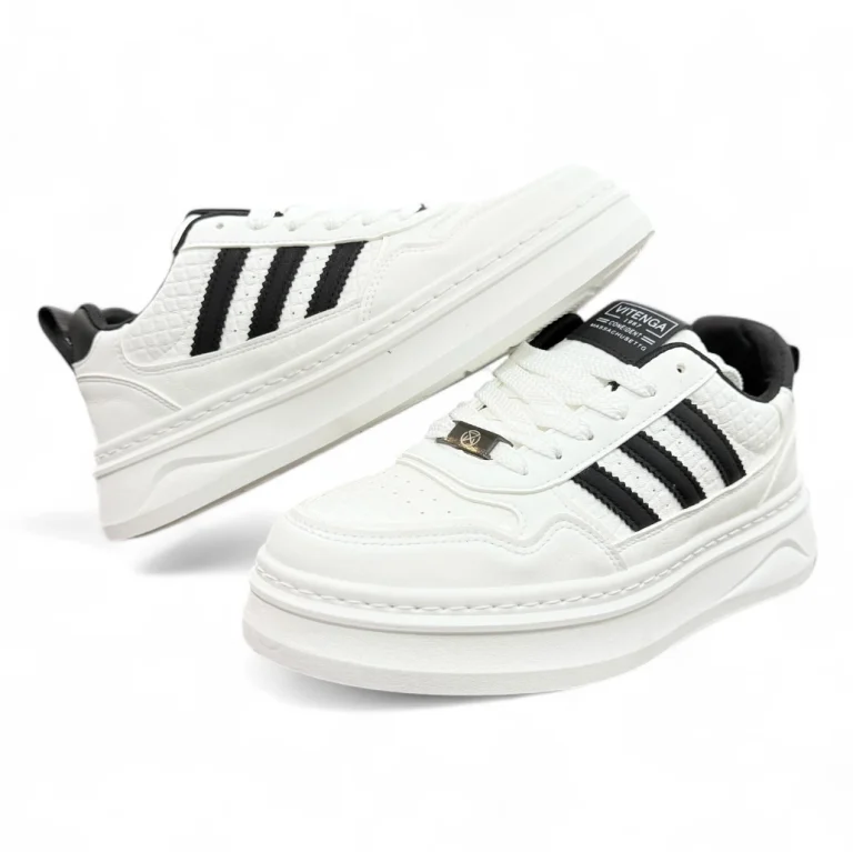 حذاء رياضي رجالي أبيض بخطوط سوداء