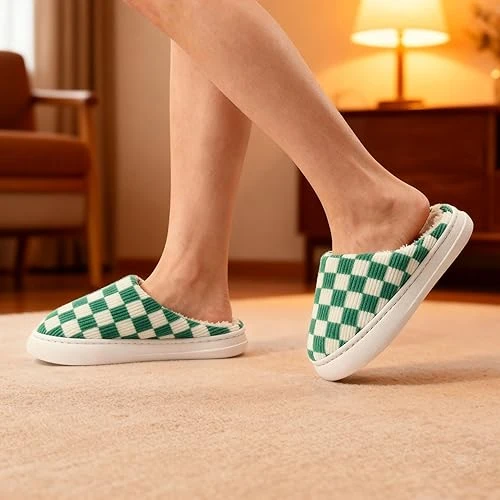 شبشب منزلي للنساء والرجال، شبشب زغبي لغرفة النوم بتصميم مربعات غير قابل للانزلاق